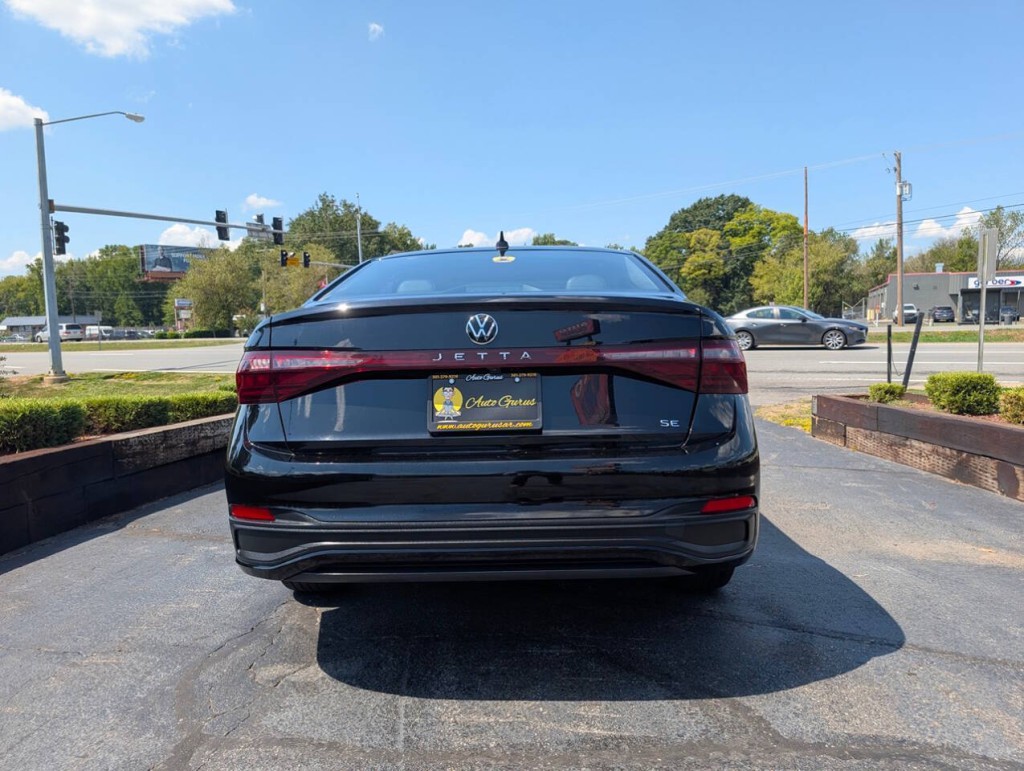 2025 Volkswagen Jetta Image 7