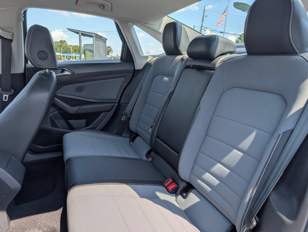 2025 Volkswagen Jetta Image 10