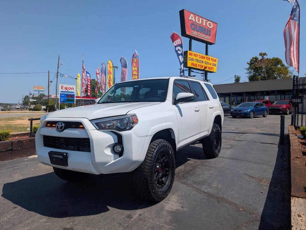 2019 Toyota 4Runner Image 2