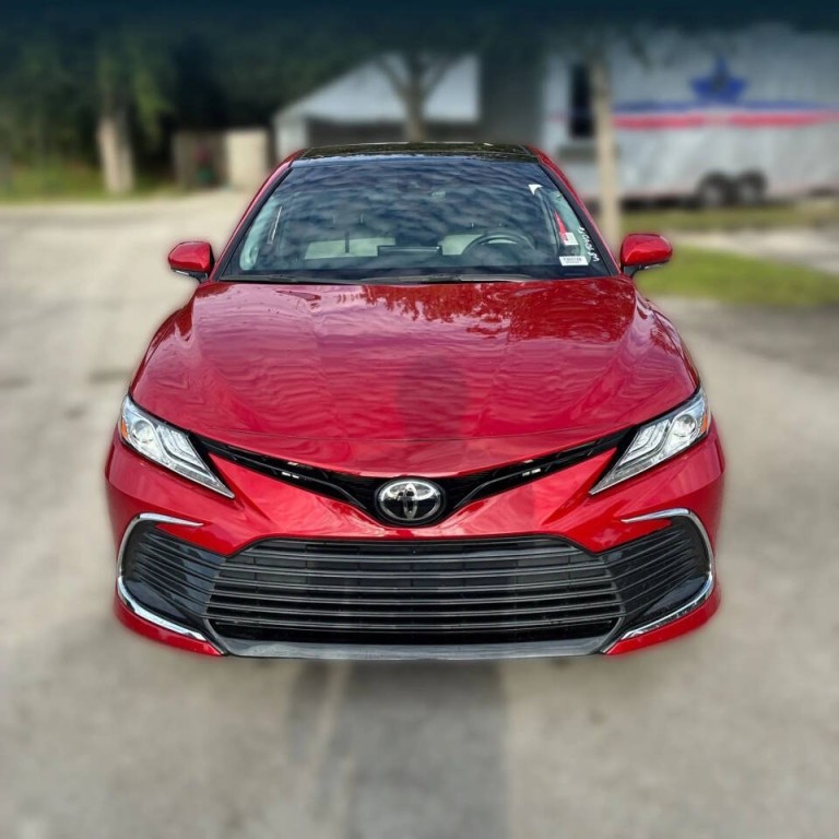 2024 Toyota Camry Image 2