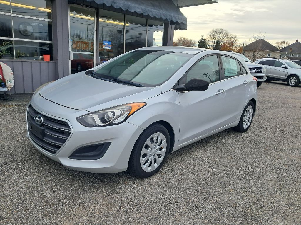 2017 Hyundai Elantra Image 4
