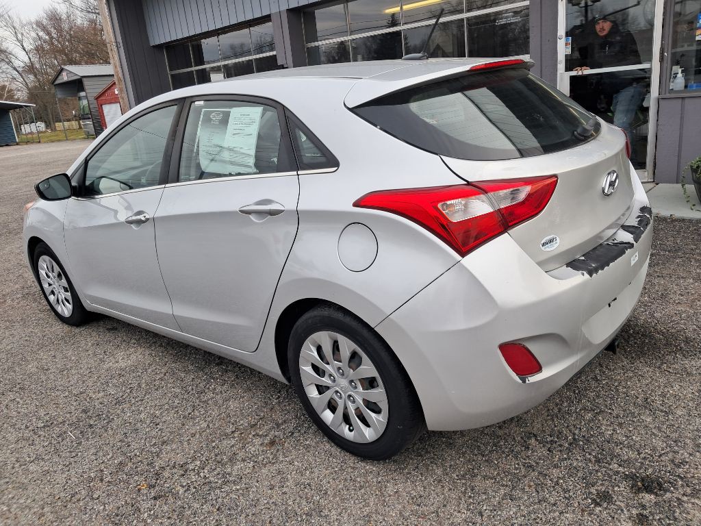 2017 Hyundai Elantra Image 7