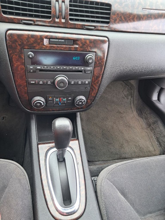 2013 Chevrolet Impala Image 3