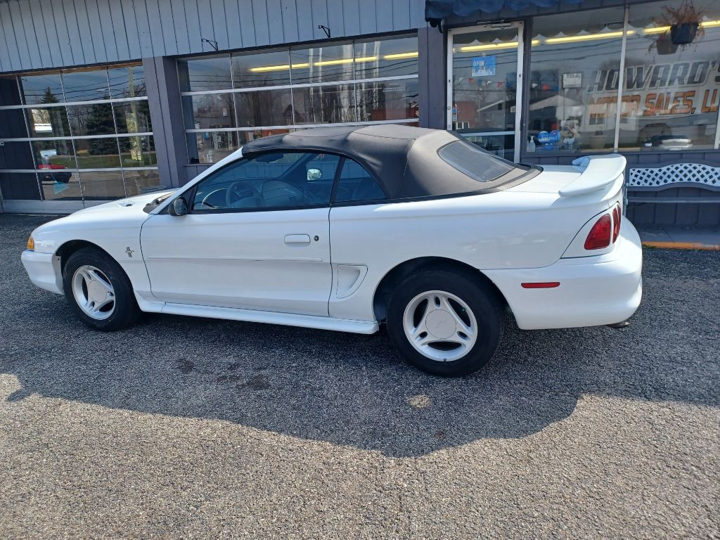 1996 Ford Mustang Image 3