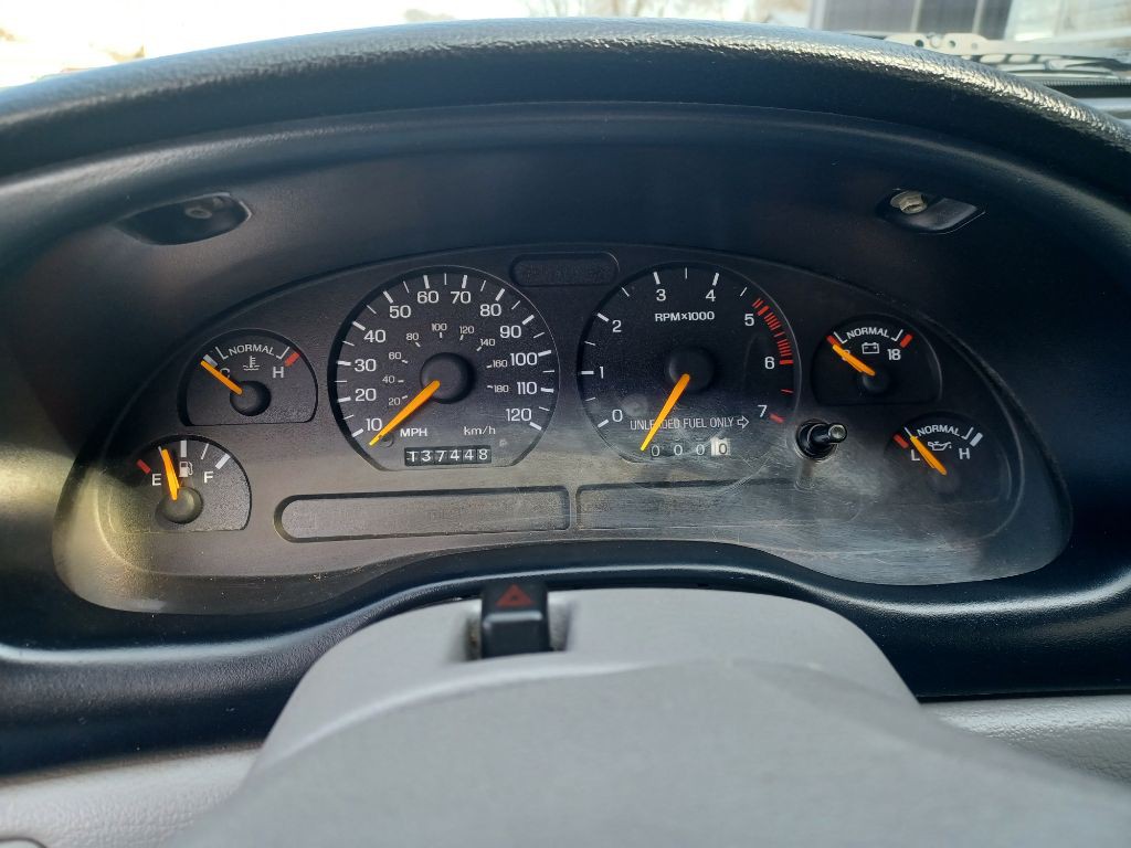 1996 Ford Mustang Image 4