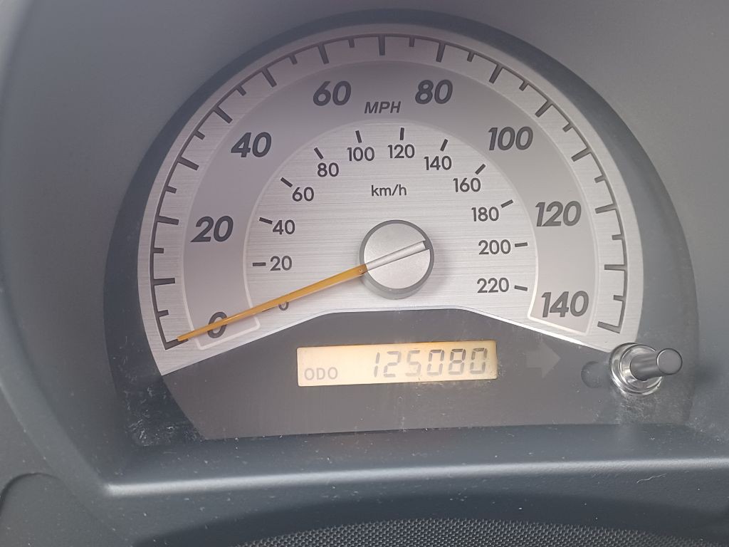 2005 Scion tC Image 2