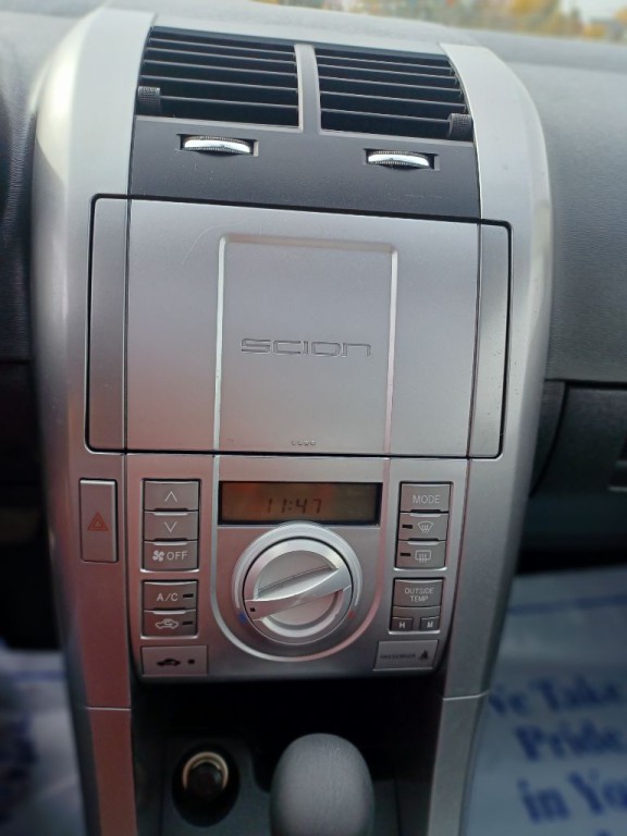 2005 Scion tC Image 5