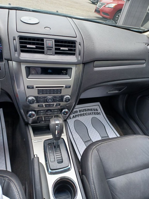 2012 Ford Fusion Image 3