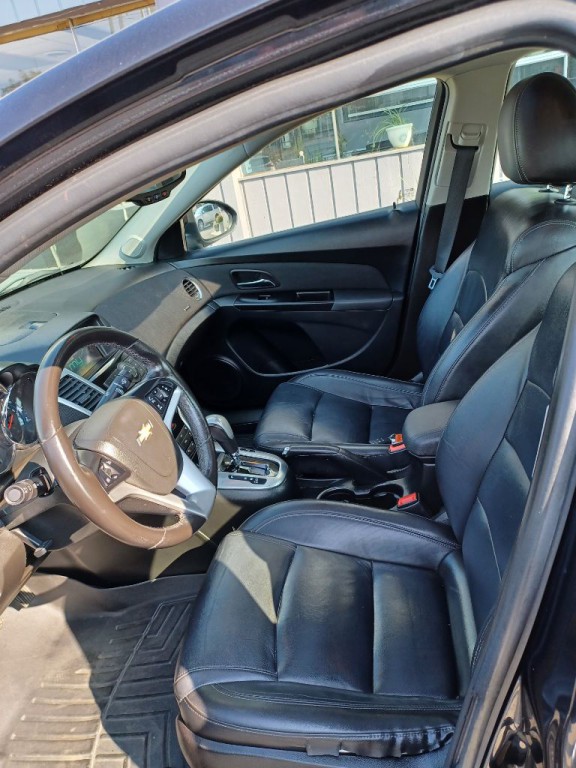 2013 Chevrolet Cruze Image 4