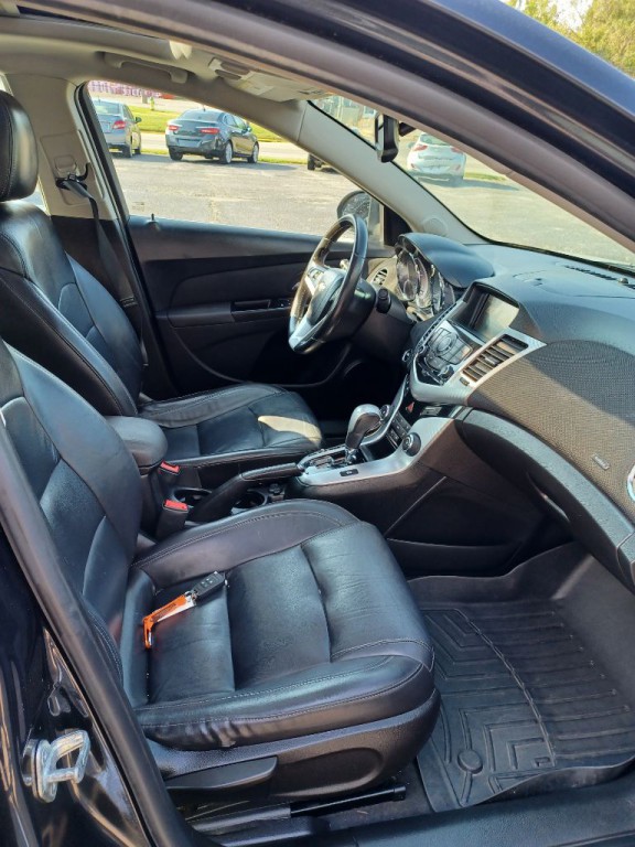 2013 Chevrolet Cruze Image 11