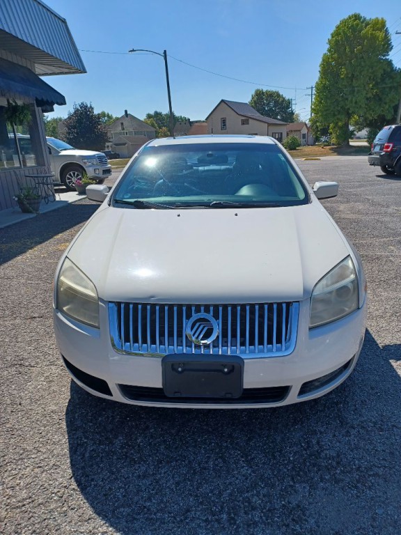 2009 Mercury Milan Image 1