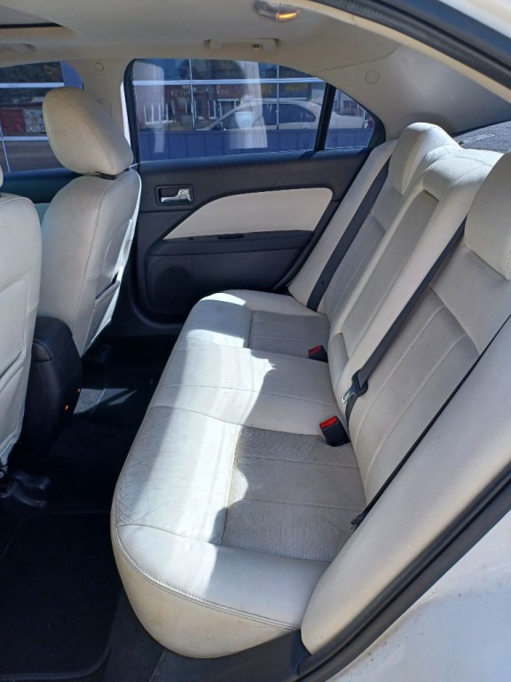 2009 Mercury Milan Image 7