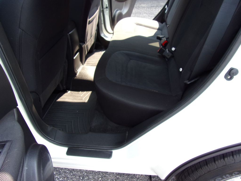 2013 Nissan Rogue Image 19