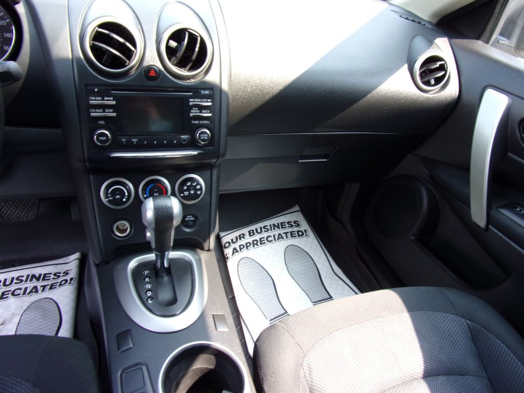 2013 Nissan Rogue Image 22