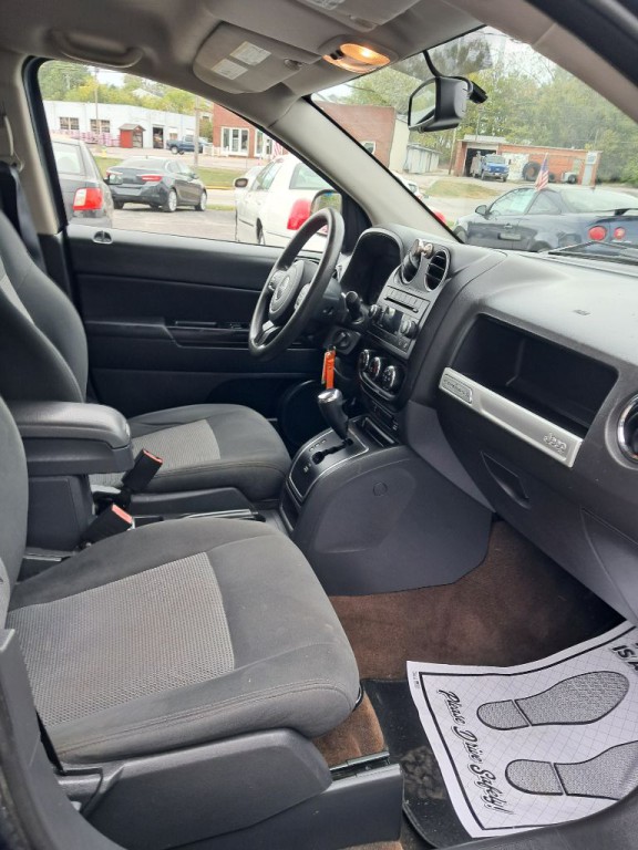 2015 Jeep Compass Image 15