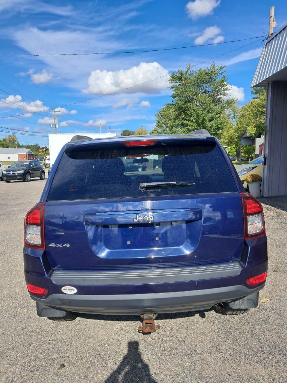 2014 Jeep Compass Image 11