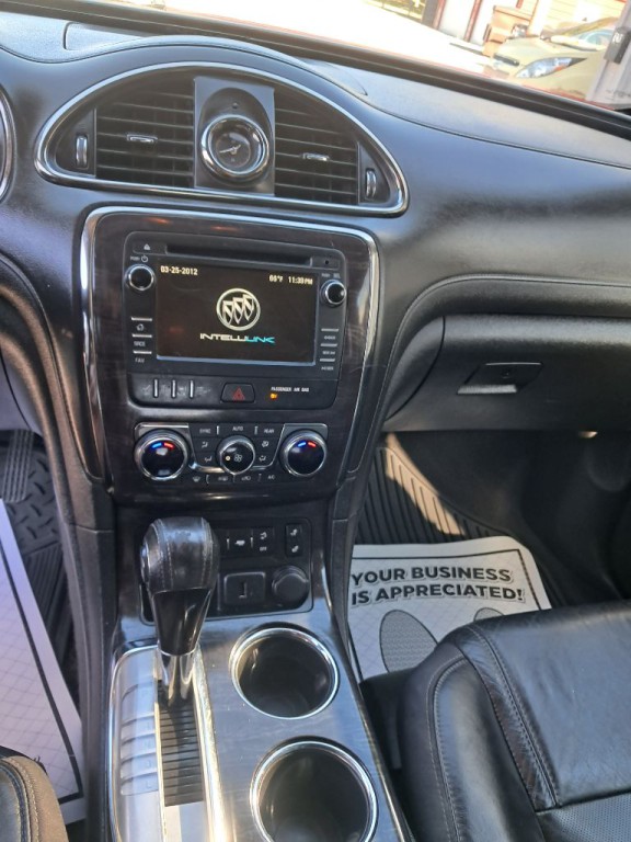 2015 Buick Enclave Image 1