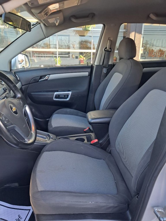 2012 Chevrolet Captiva Image 2