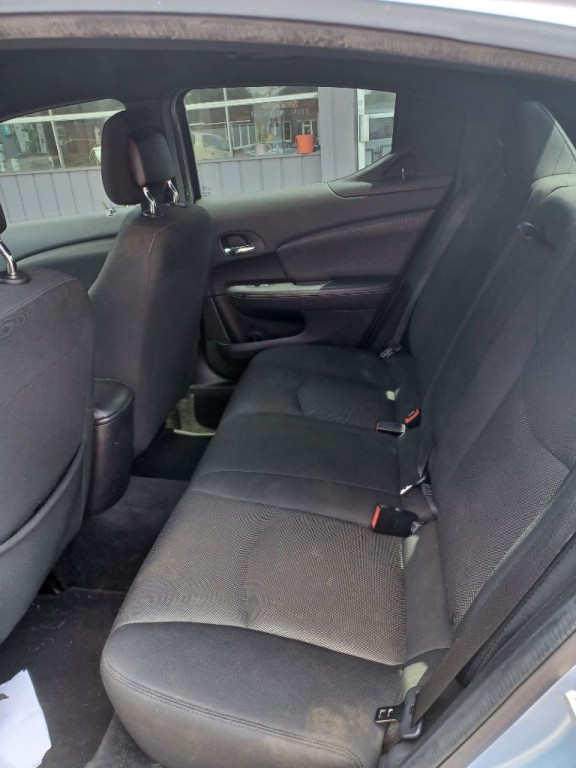 2013 Dodge Avenger Image 4