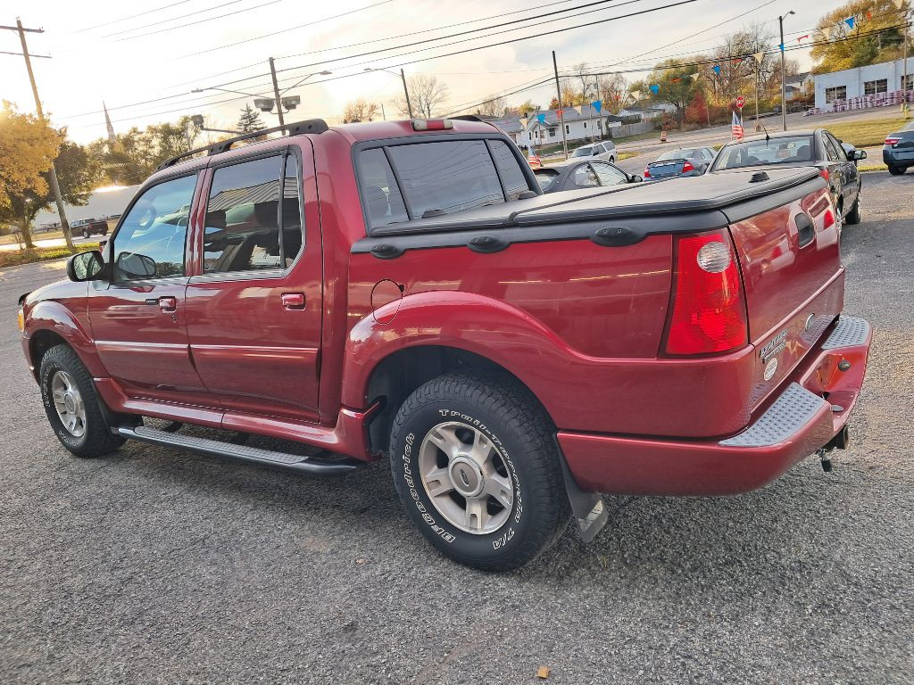 2004 Ford Explorer Image 8
