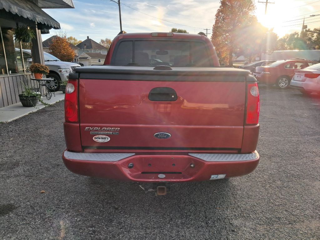 2004 Ford Explorer Image 9