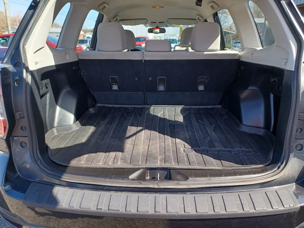 2015 Subaru Forester Image 9