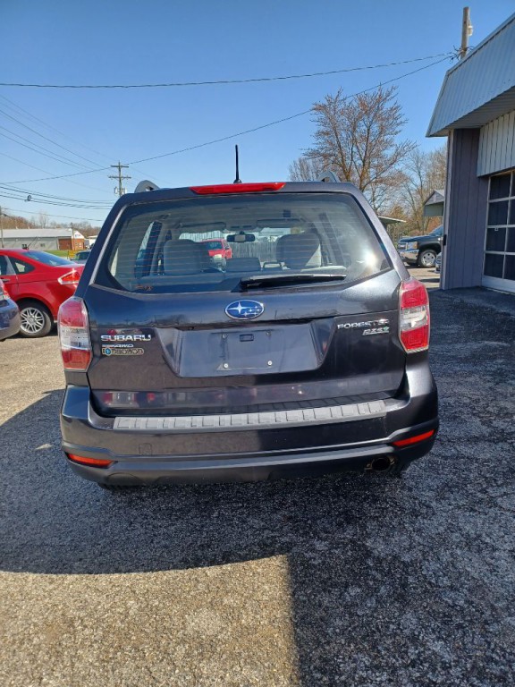 2015 Subaru Forester Image 10