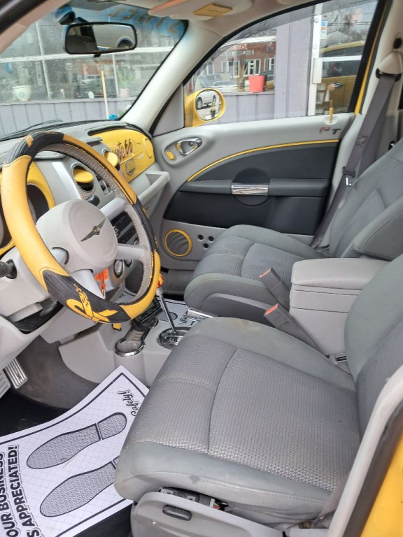 2006 Chrysler PT Cruiser Image 3