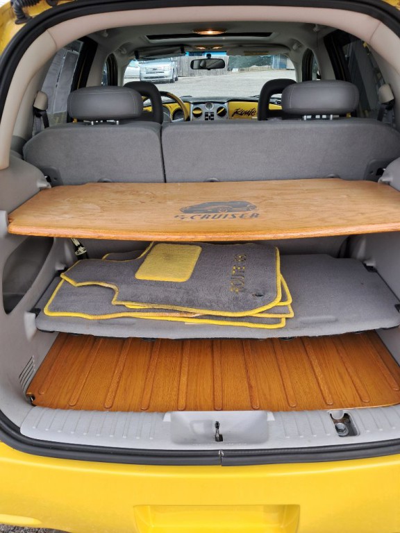 2006 Chrysler PT Cruiser Image 12