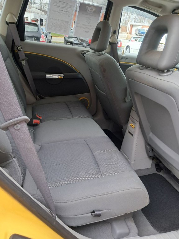 2006 Chrysler PT Cruiser Image 14
