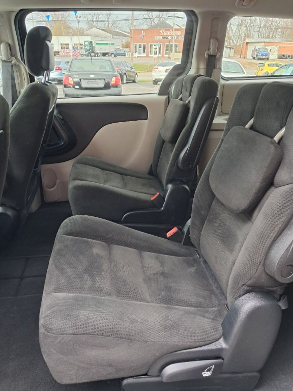 2016 Dodge Grand Caravan Image 6