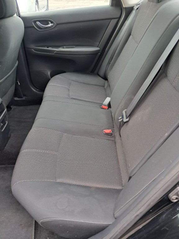 2018 Nissan Sentra Image 3