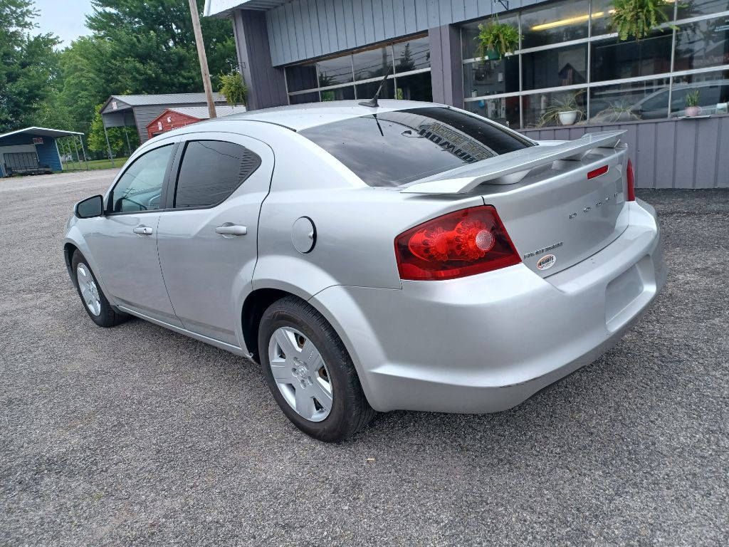 2011 Dodge Avenger Image 8