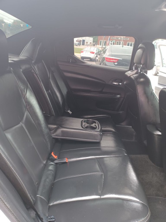 2011 Dodge Avenger Image 11