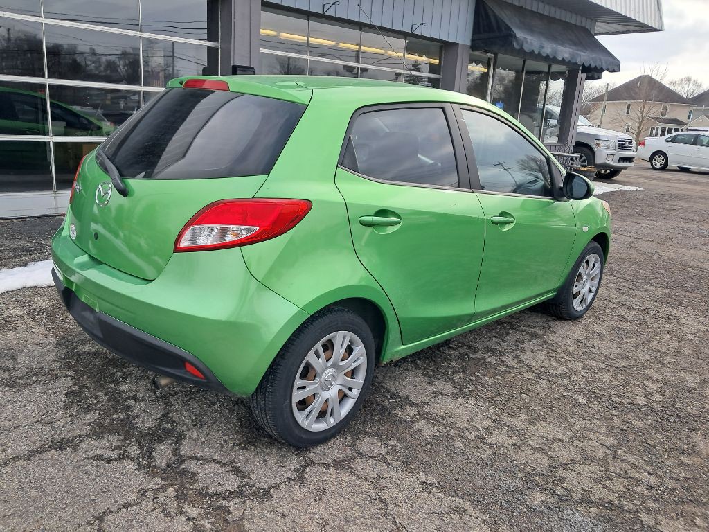 2012 Mazda Mazda2 Image 7