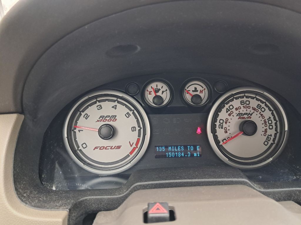 2009 Ford Focus Image 2
