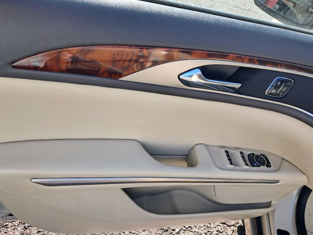 2015 Lincoln MKZ Image 5