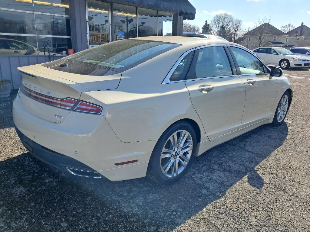 2015 Lincoln MKZ Image 8