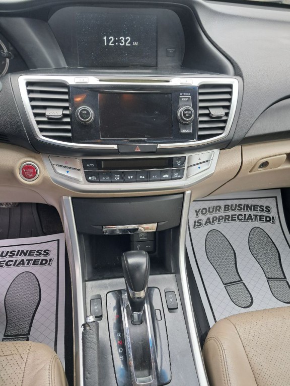 2013 Honda Accord Image 3