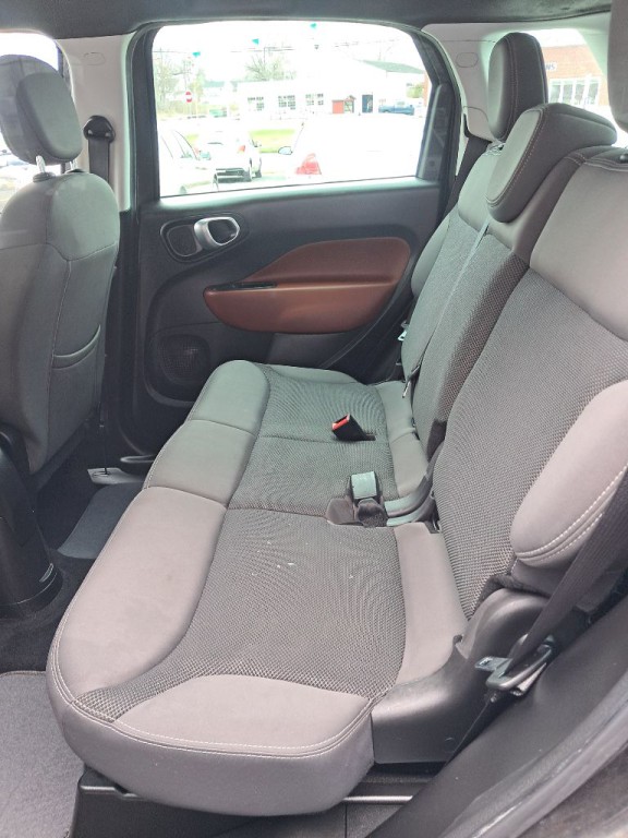 2014 FIAT 500L Image 6