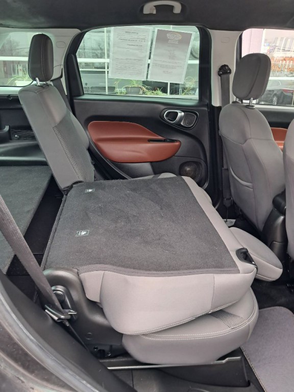 2014 FIAT 500L Image 26