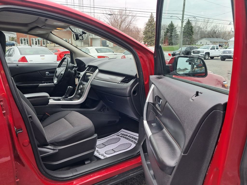 2011 Ford Edge Image 16