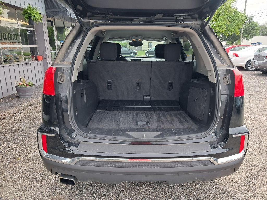 2017 GMC Terrain Image 8
