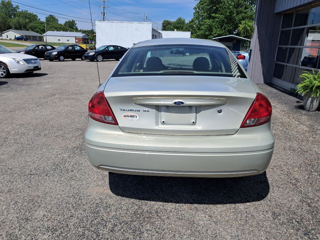 2006 Ford Taurus Image 9