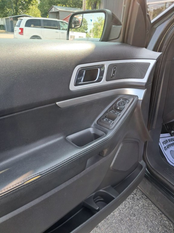 2013 Ford Explorer Image 4
