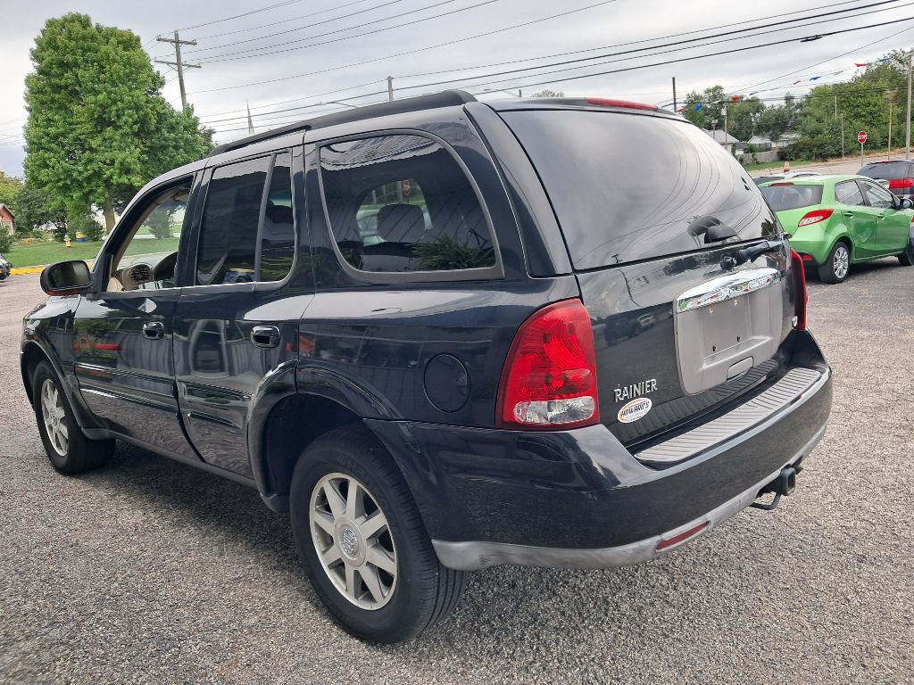 2004 Buick Rainier Image 10