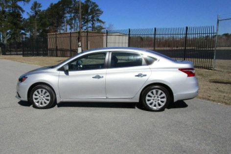 2018 Nissan Sentra Image 2