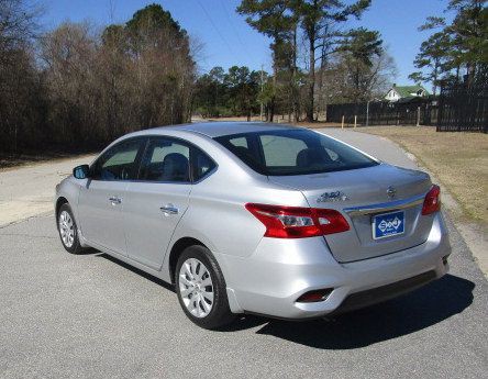 2018 Nissan Sentra Image 4