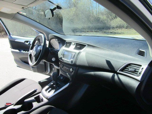 2018 Nissan Sentra Image 18