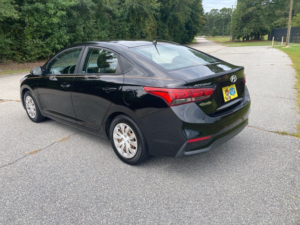 2019 Hyundai Accent Image 7
